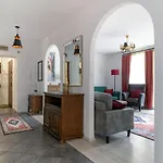 City View 2-Bedroom Apartment On Ptasia Street
